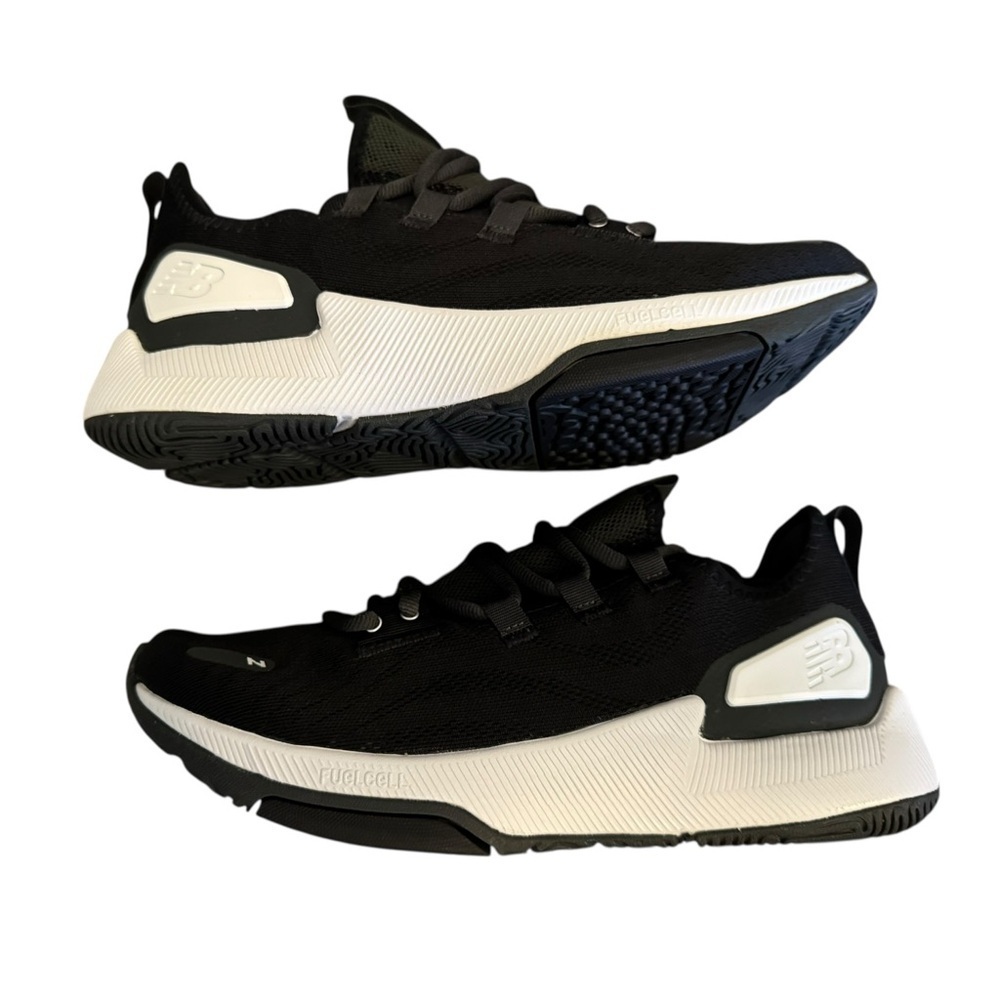 New Balance Women’s FuelCell Trainer in Black and White Sneakers Size 8 - Picture 5 of 7